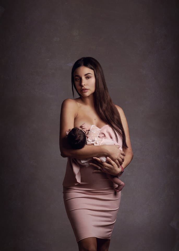 studio-photographe-zangarelli-maman-bébé-rym-renom-mariavalentina