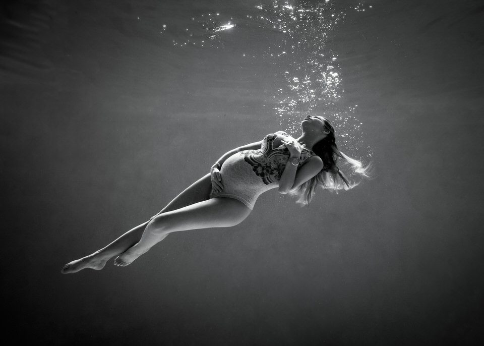 photographe-aquatique-paris-75-grossesse