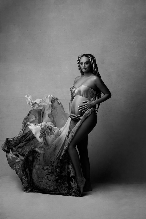 alicia-aylies-enceinte