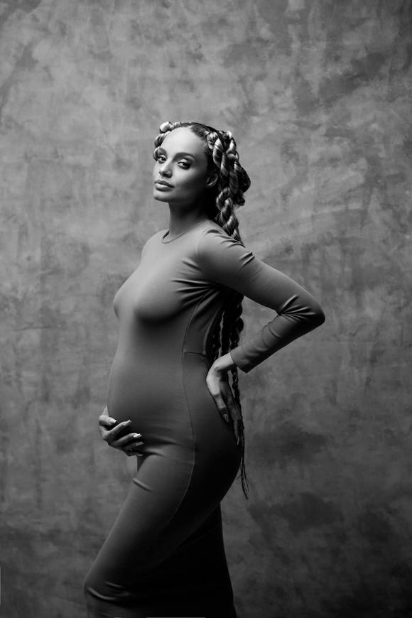 alicia-aylies-enceinte