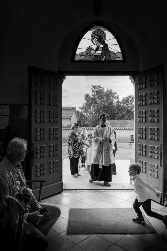 photographe-mariage-luxe-studio-zangarelli-photographie-mariage-jerome-et-lucile-l'amour-est-dans-le-pre
